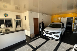 A vendre garage automobile sur nÎmes, 150 k€ à reprendre - Grand Nîmes (30)